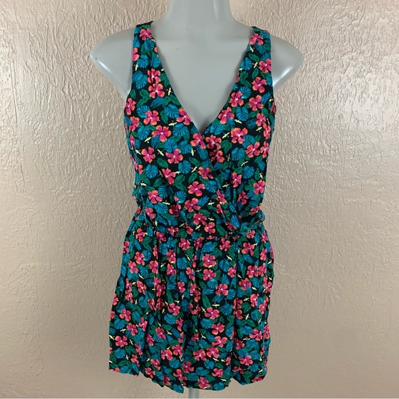 L’Amour Tank Back Lace Floral Romper - Picture 2 of 15